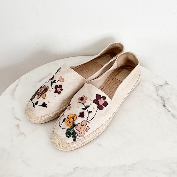 NEW Tory Burch Floral Embroidered Embellished Espadrilles Size 9 - Picture 2 of 7